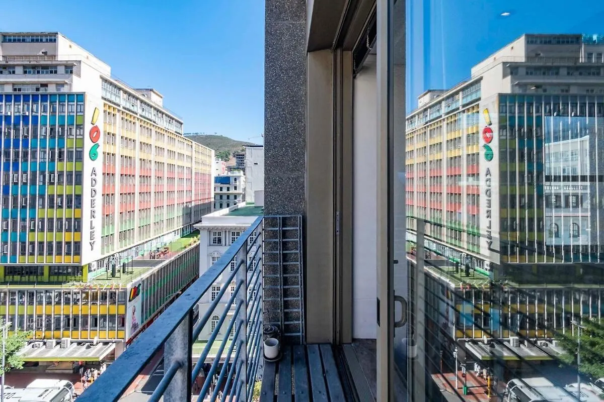Panoramic Cape Town Scenery Apartment