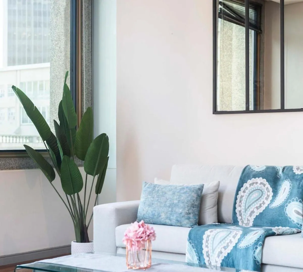 Panoramic Cape Town Scenery Apartment